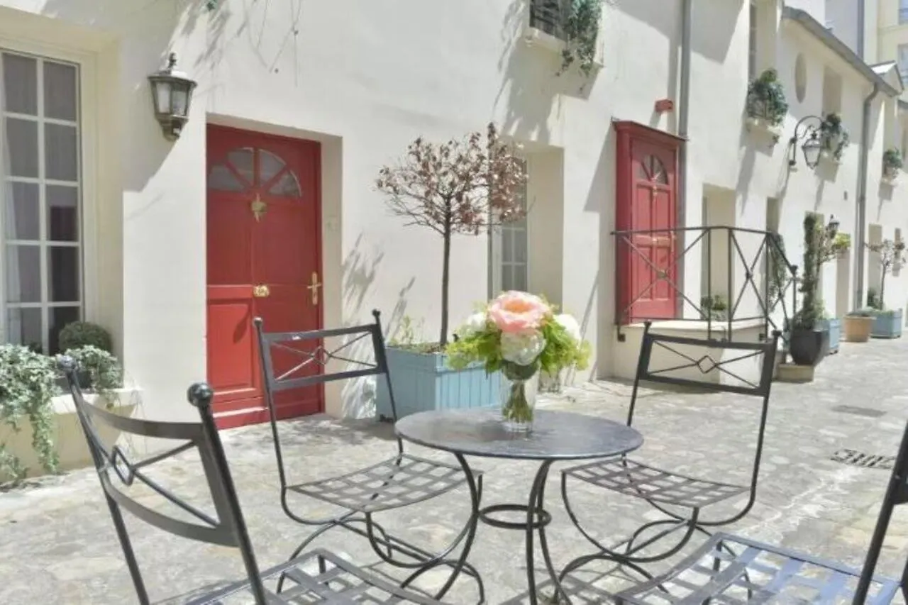 Hotel Suites Unic Renoir Saint-Germain Parigi Francia