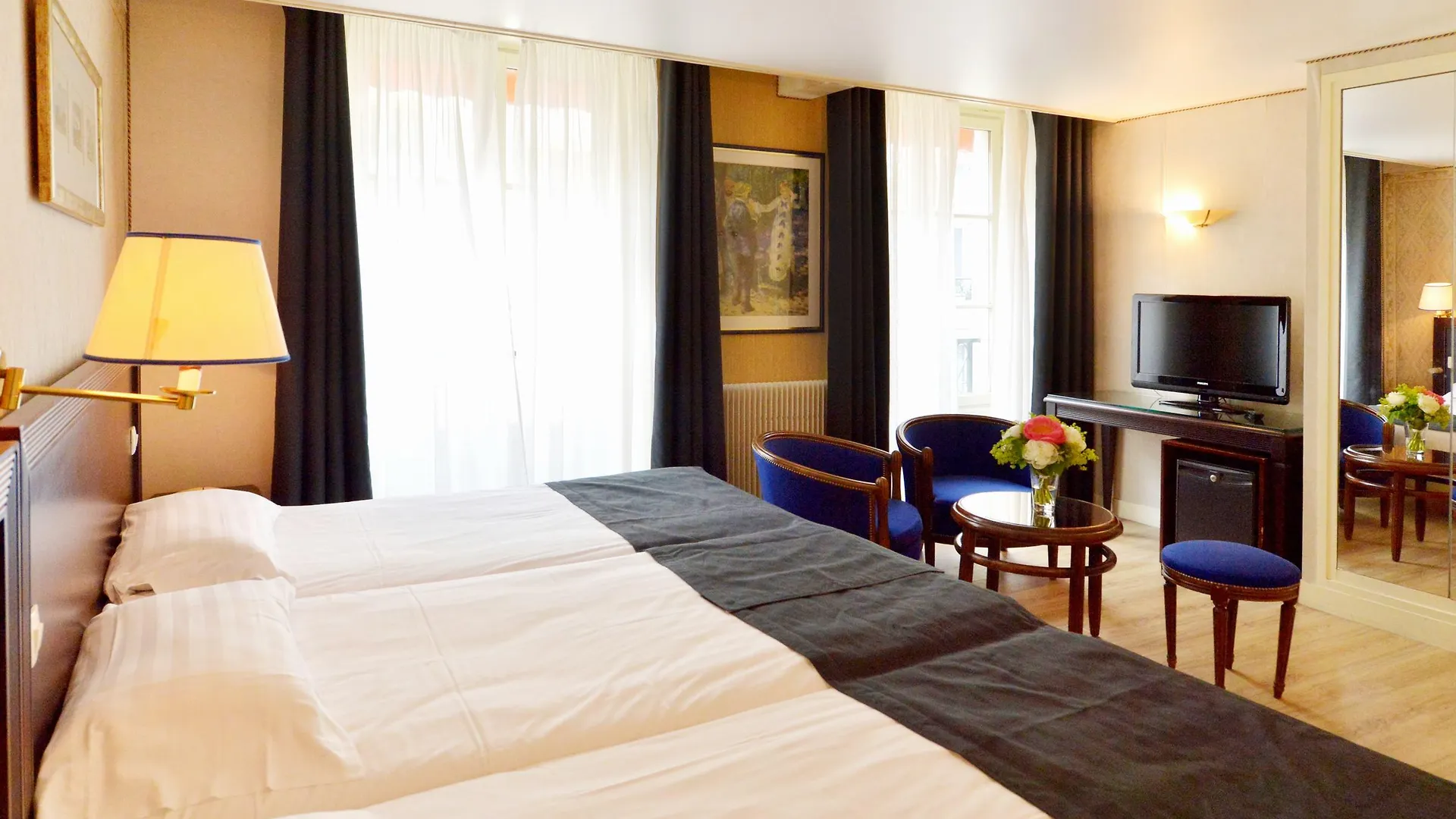 ***  Hotel Suites Unic Renoir Saint-Germain Parigi Francia