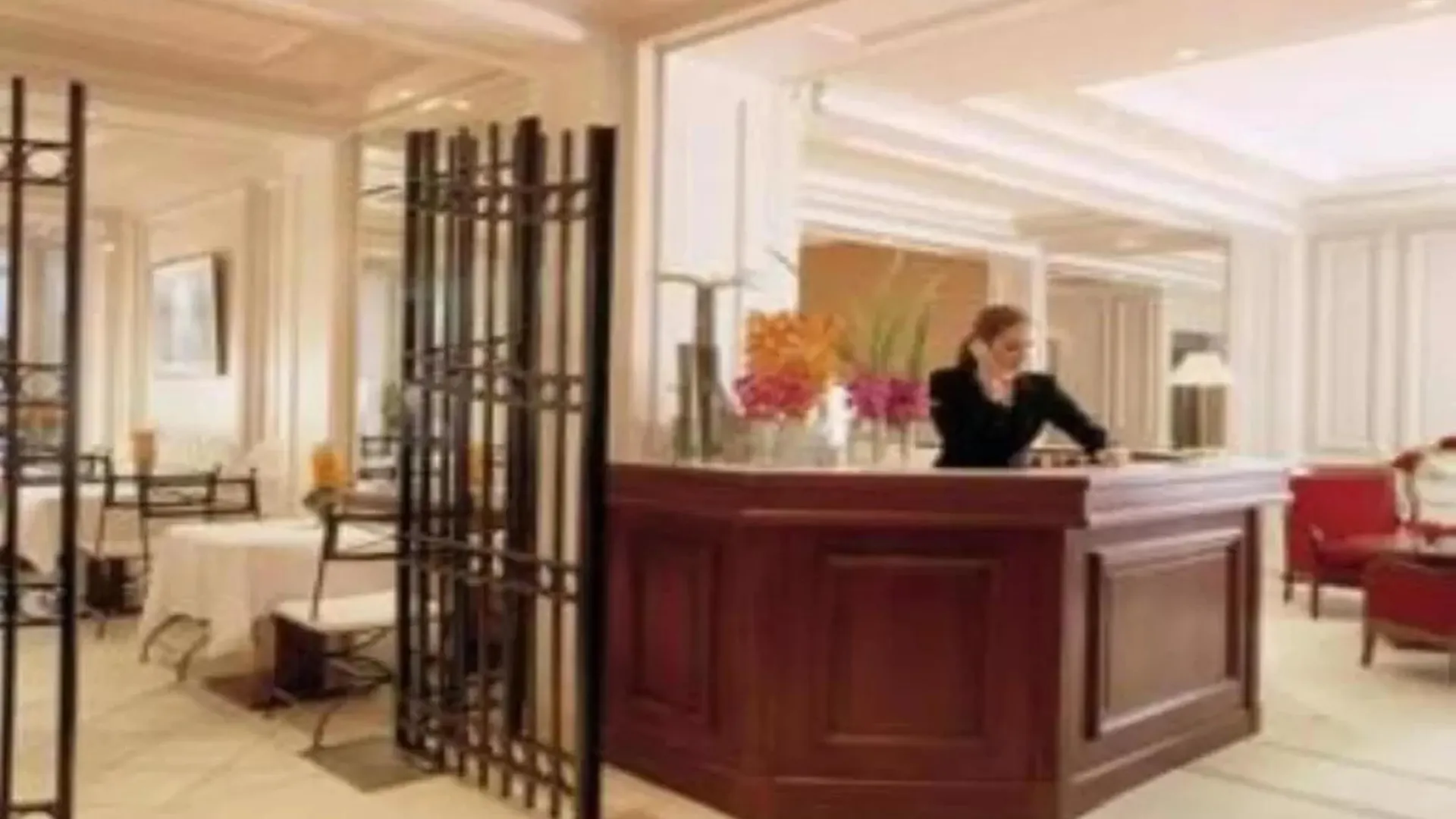 Hotel Suites Unic Renoir Saint-Germain Parigi
