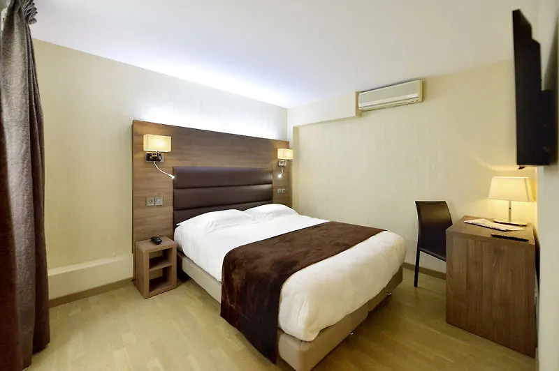 Hotel Suites Unic Renoir Saint-Germain Parigi